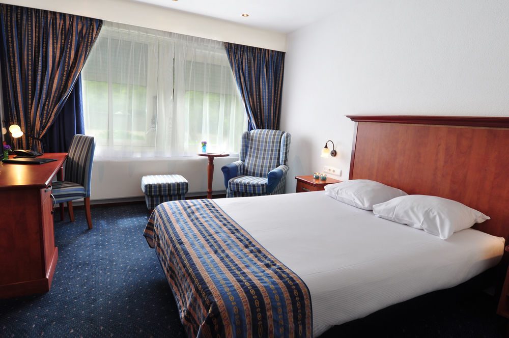 Boutique Hotel Herbergh Amsterdam Airport Free Parking Бадуведорп Екстер'єр фото